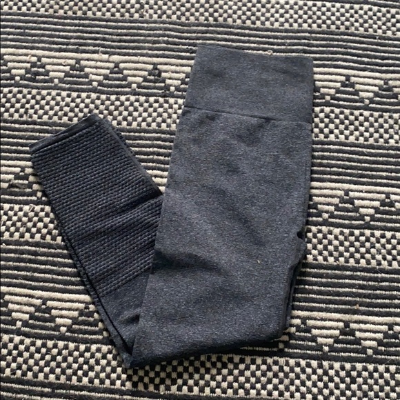 Fabletics seamless leggings - Picture 1 of 2